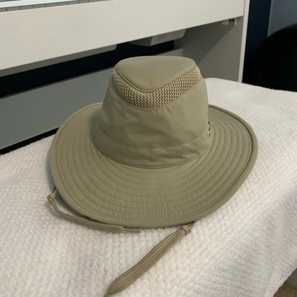 Tilley Airflo Hat for sun, pool or hiking - Picture 2 of 6